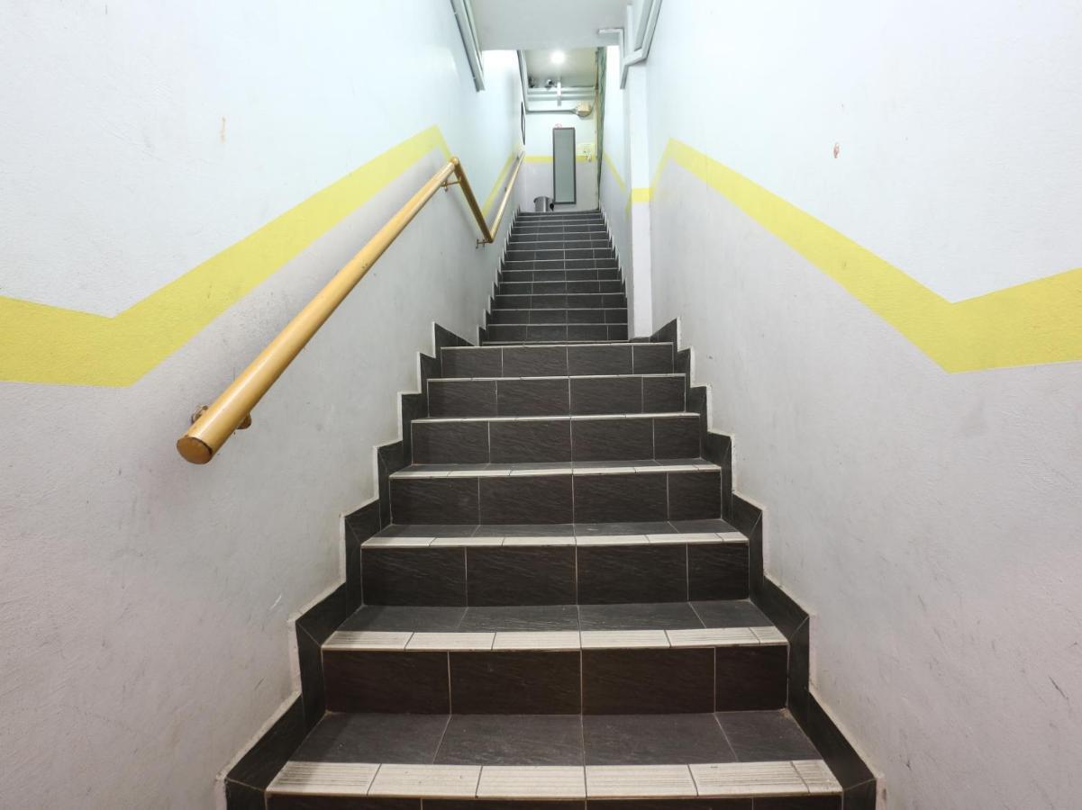 โอโย 89452 เบสต์ อีสเทิร์น โฮเต็ล Hotel โกตาบารู ภายนอก รูปภาพ